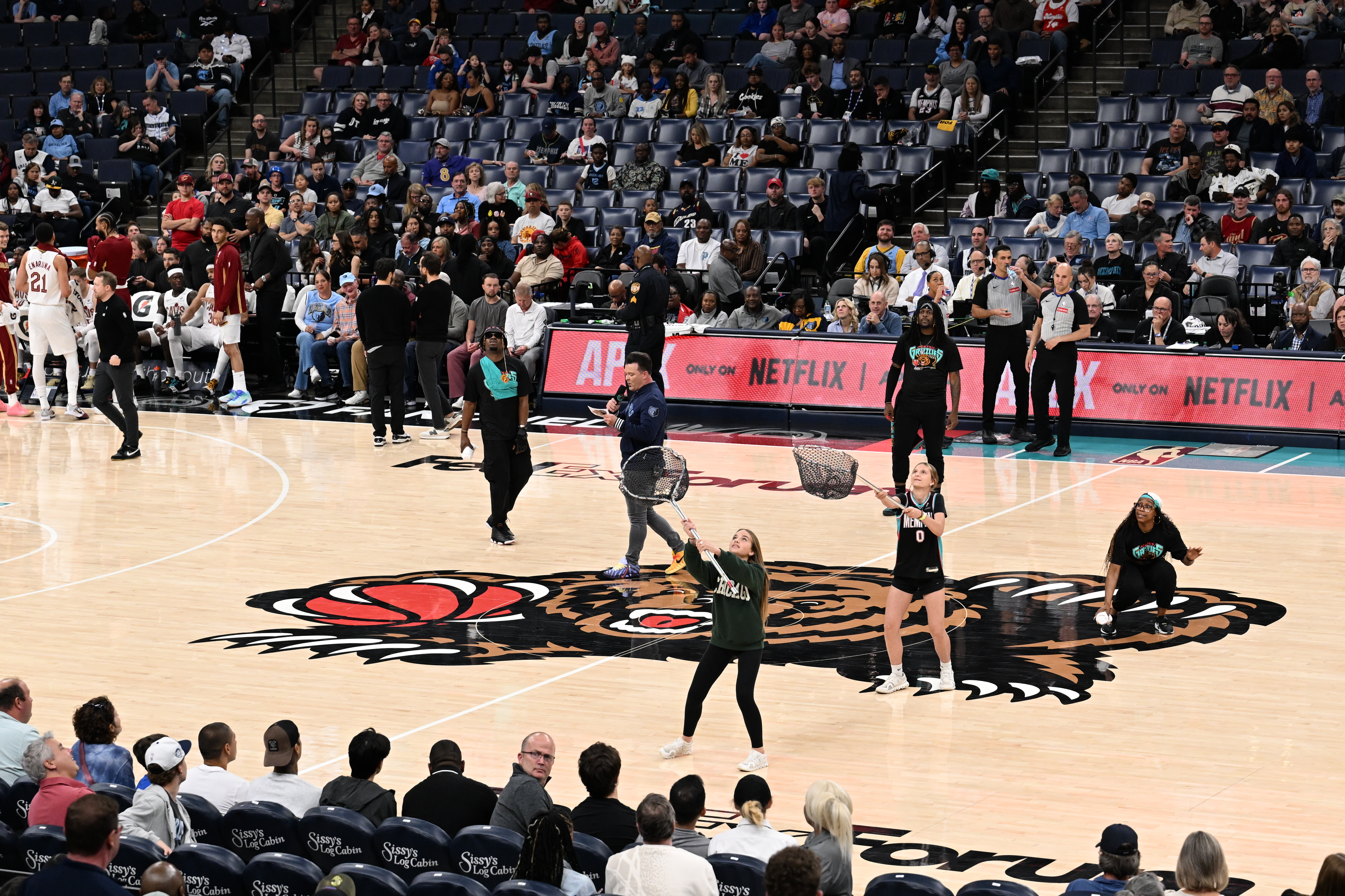 20260406 Cavs Grizz Partnershipts Gb 0316
