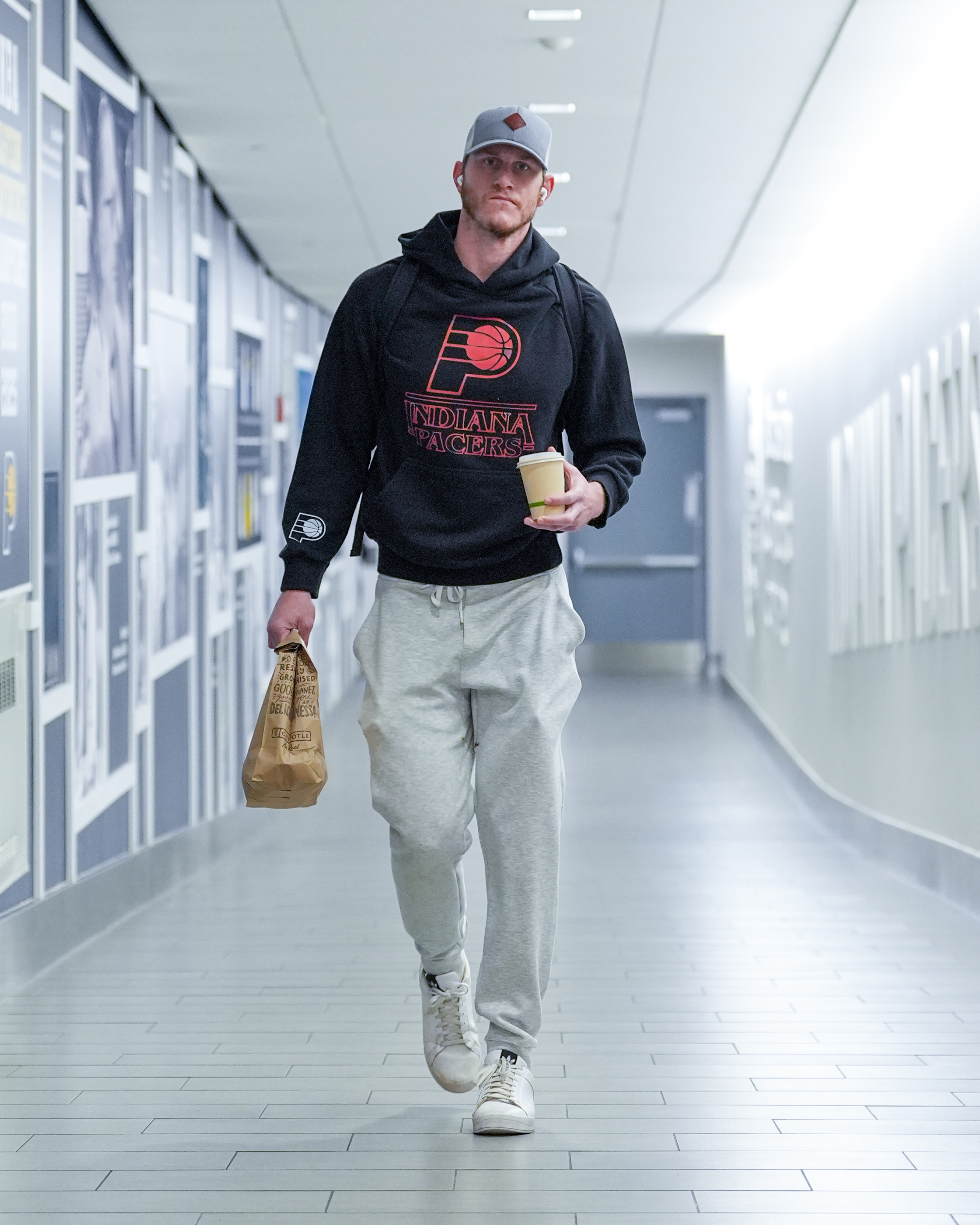 251141 Pacers Vs Pistons Arrivals Lk - 18