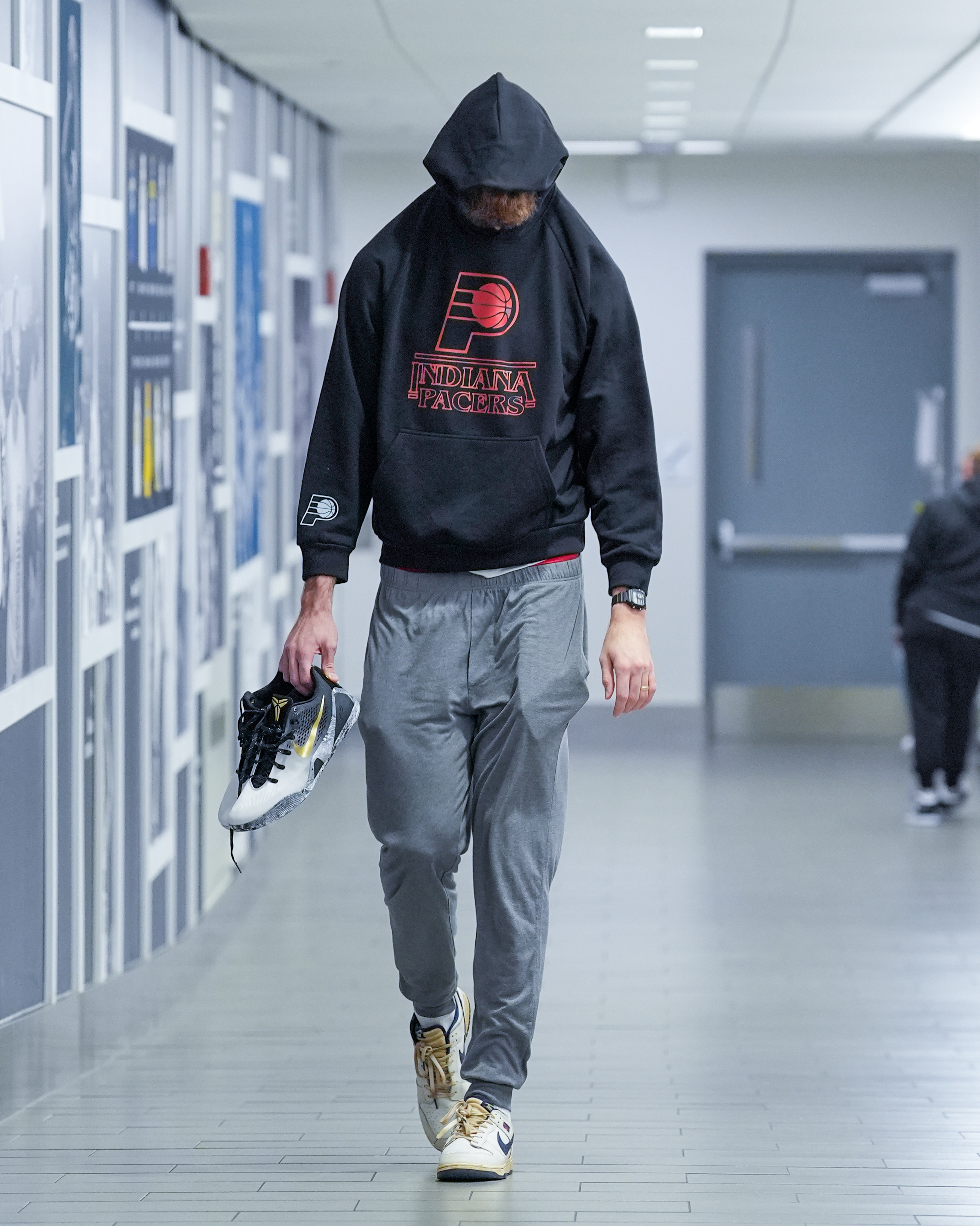 251141 Pacers Vs Pistons Arrivals Lk - 26