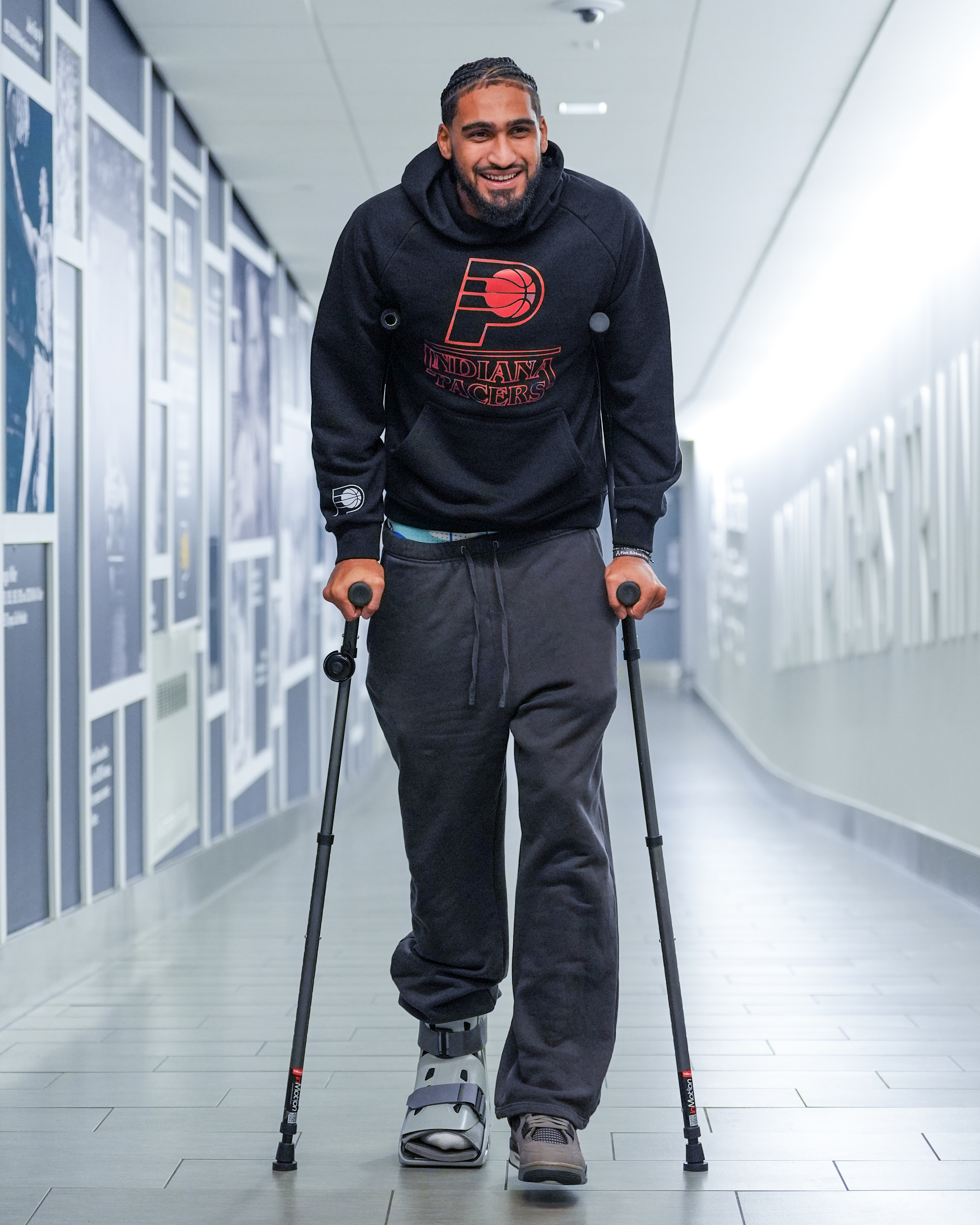 251141 Pacers Vs Pistons Arrivals Lk - 35